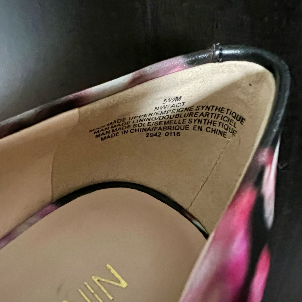 Nine West Black Floral Heels Pumps Size 5.5 | 3” Heel | Elegant Dress Shoes - Picture 8 of 10